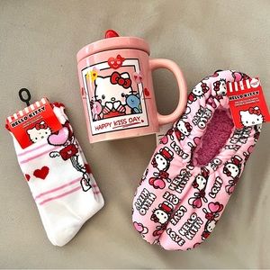 Hello Kitty Valentine’s Day Bundle